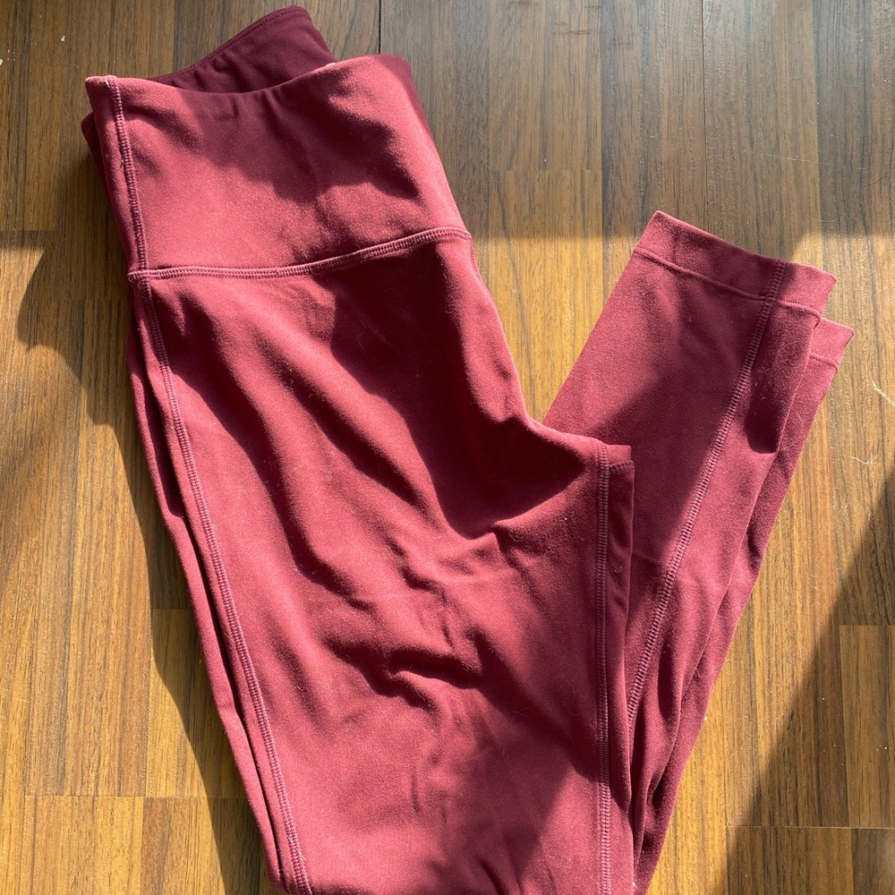 Maroon Mondetta workout leggings